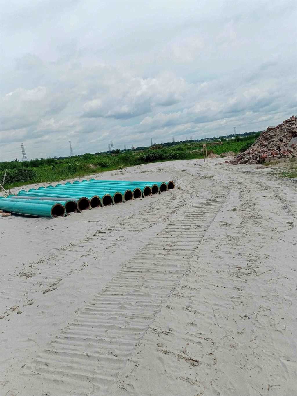 কিস্তিতে জমি বিক্রি কাছেই রয়েছে স্কুল,কলেজ,মাদ্রাসা,বাজার 3.5 কাঠা