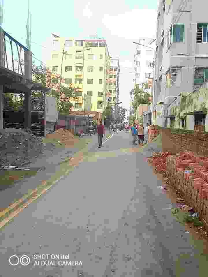 1700 বর্গফুট ফ্ল্যাট বিক্রয় করা হবে + গাড়ী পার্কিং, ঢাকা উদ্যান