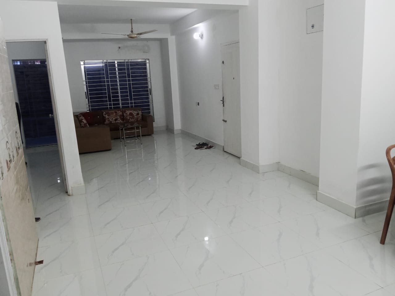 # NEW READY FLAT @ SALE 1350 SFT 2ND,4TH & 5TH FLOOR .