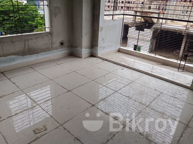 # SAMI COMMERCIAL & READY HOME @ SALE 50000 SFT 12.5 STOREID BUILDING.