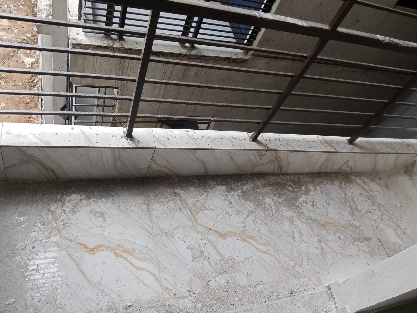 NEW READY FLAT SALE @ 1080 SFT BOSILA FUTURE TOWN,