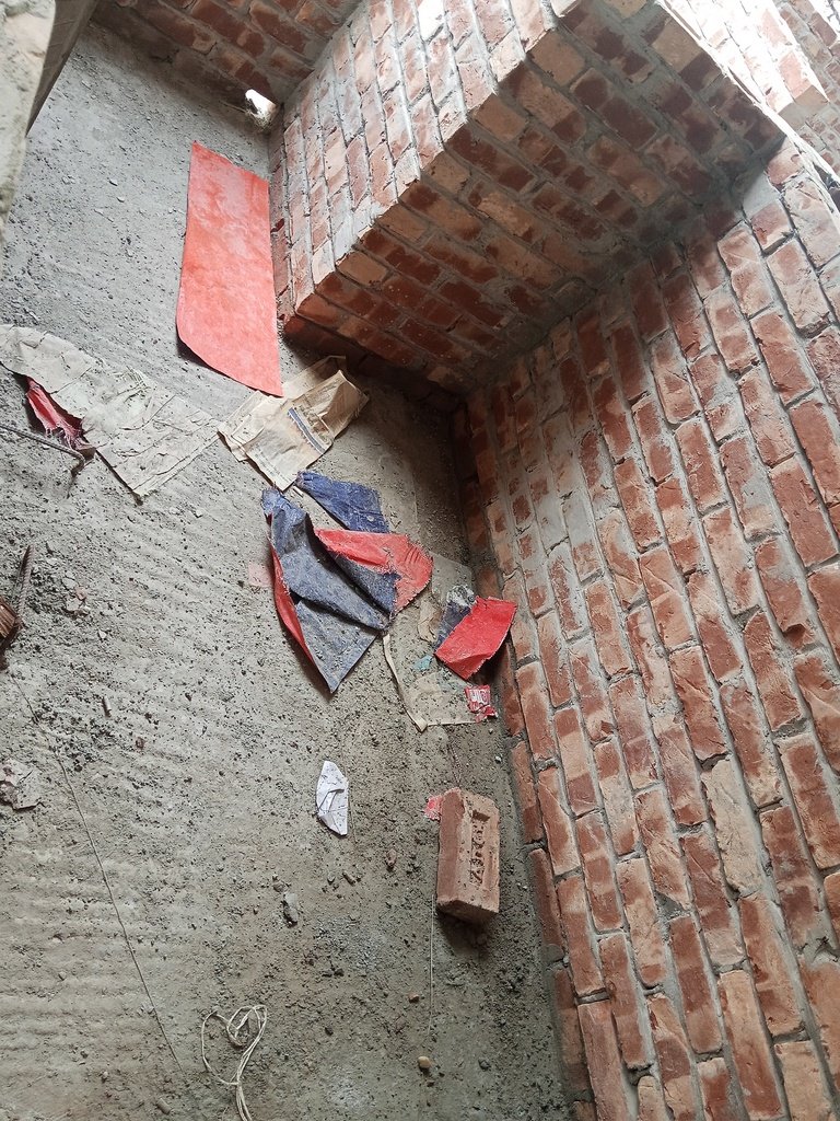 দক্ষিণ পশ্চিম @ কর্নার প্লটে 1295 বর্গফুট ফ্ল্যাট বিক্রি