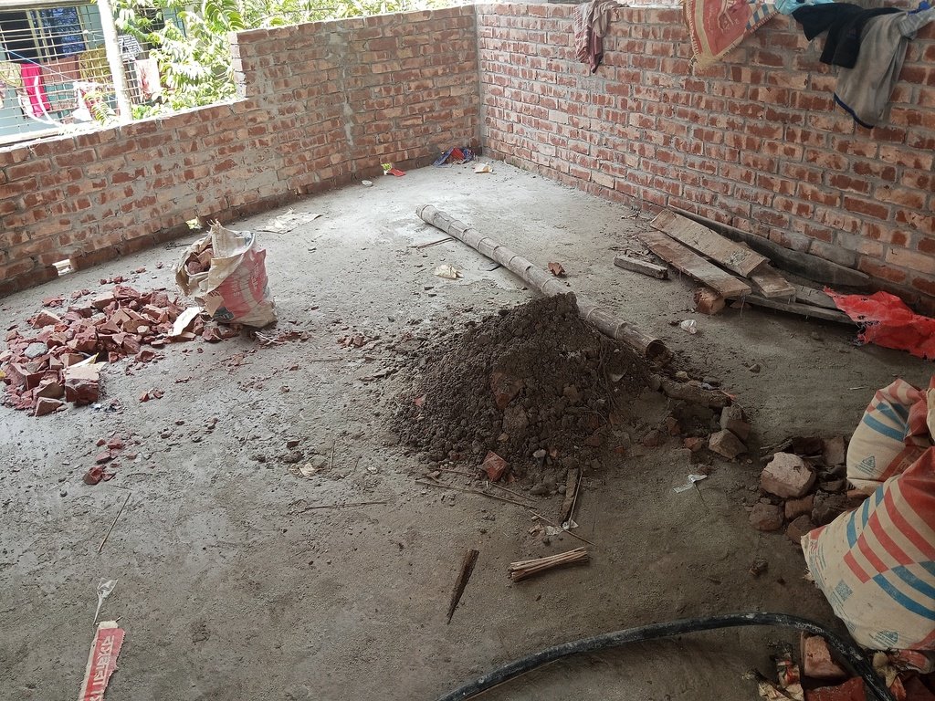 দক্ষিণ পশ্চিম @ কর্নার প্লটে 1295 বর্গফুট ফ্ল্যাট বিক্রি