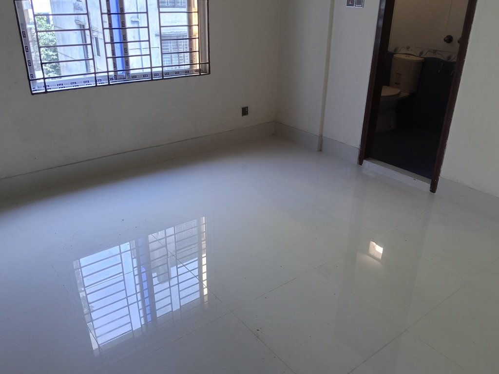 ডেকোরেশন করা @ ১৮০০ বর্গফুট রেডি ফ্লাট বিক্রি লোন সুবিধা সহ