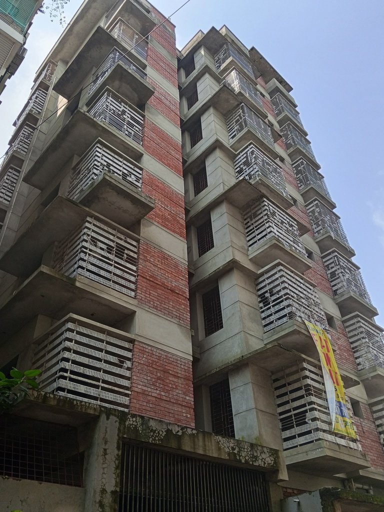 Allmost ready Building for sale @ 8 storied